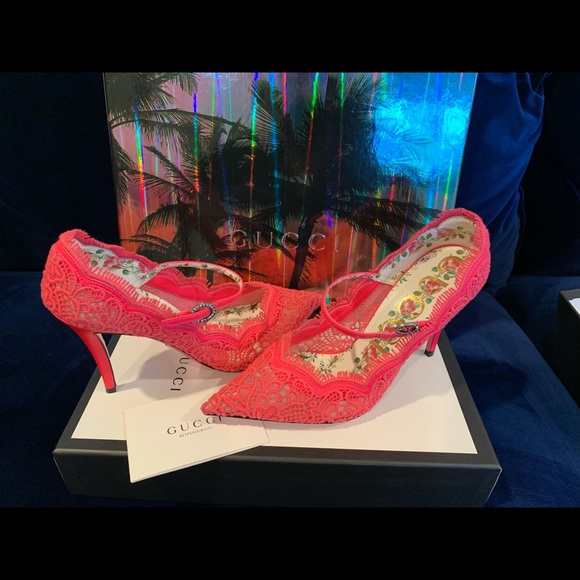 Gucci Lace stilettos 👠 - Picture 2 of 6